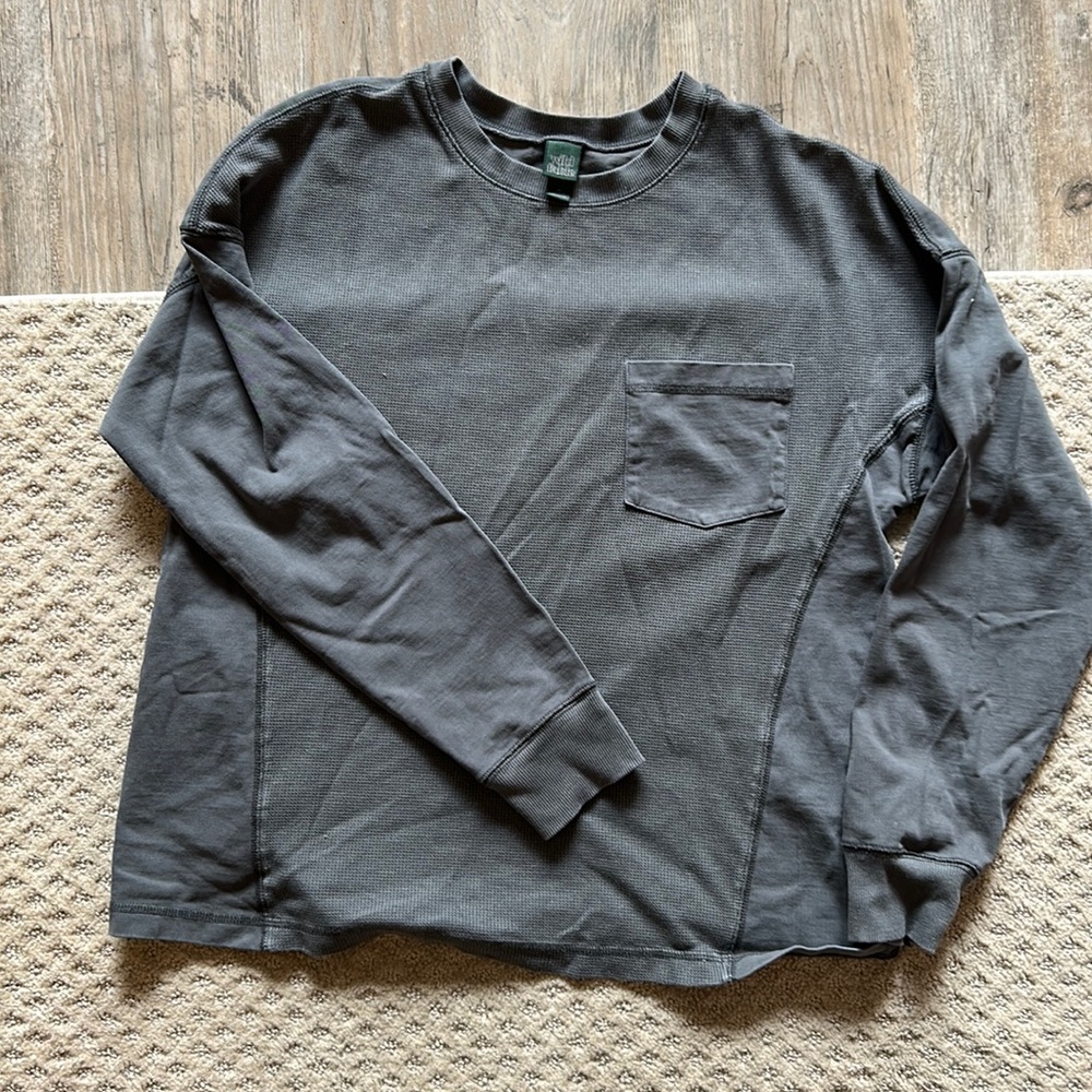 Wild Fabel dark grey long sleeve pocket t